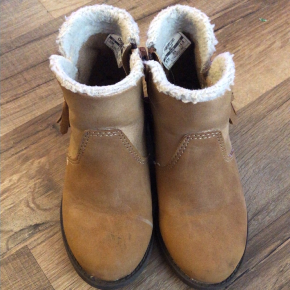Toddler size 8 shoes from oshKosh